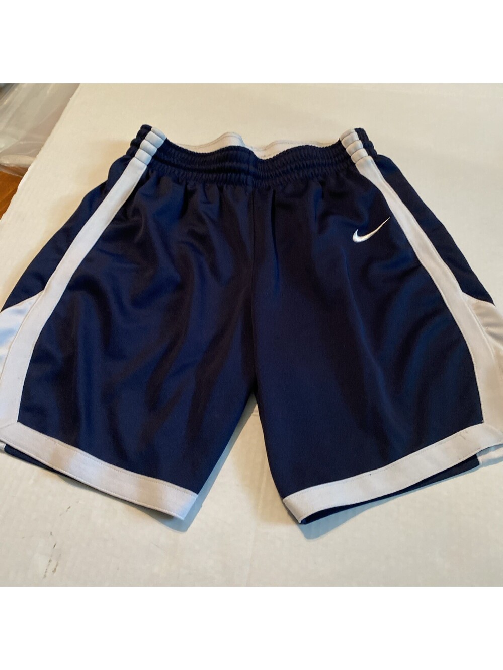 Boys Nike Navy & White Basketball Shorts Size Small